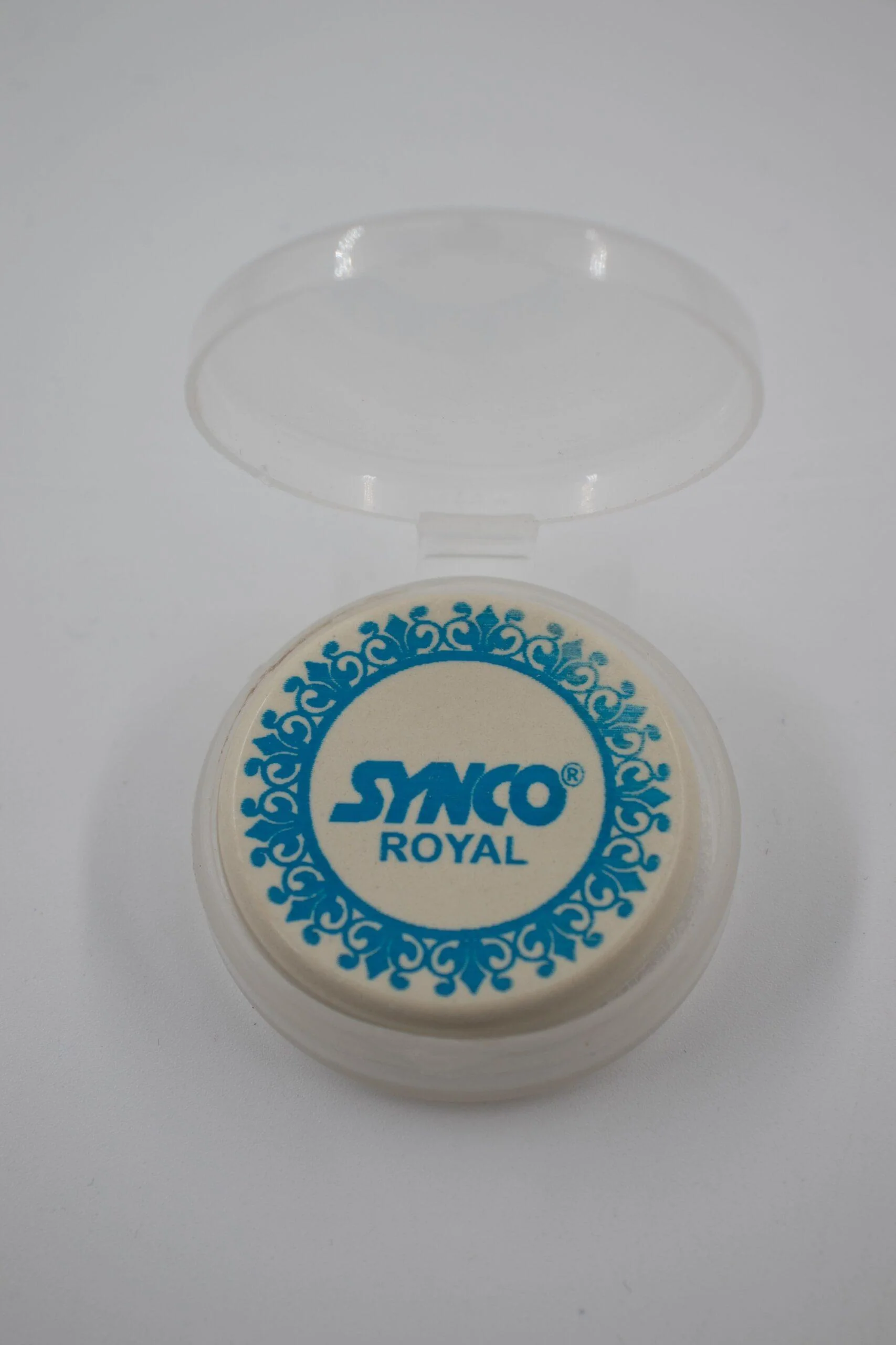 Synco Royal Carrom Striker professional 15 gram, Assorted - Image 2