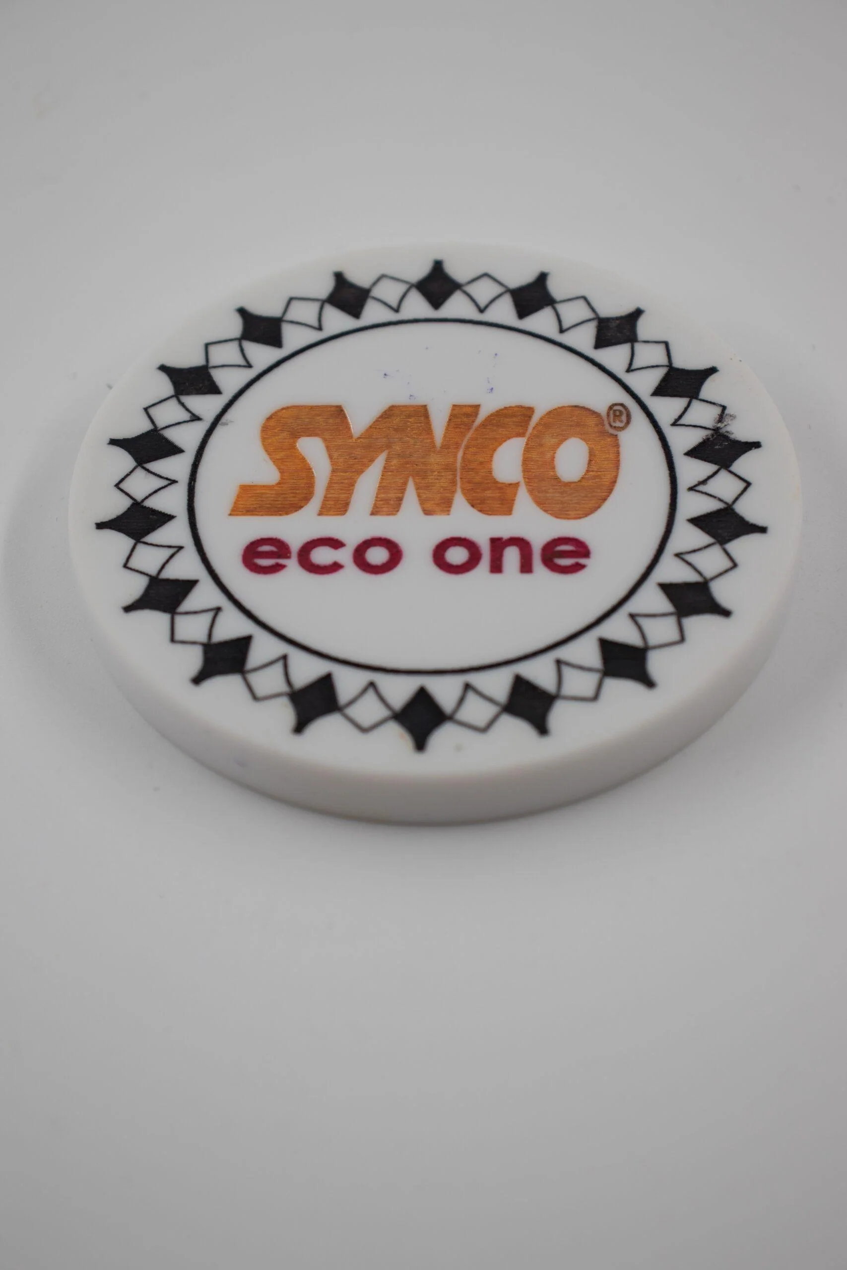 Synco ECO Big Size Carrom Striker 72X8 MM, Assorted Color - Image 2