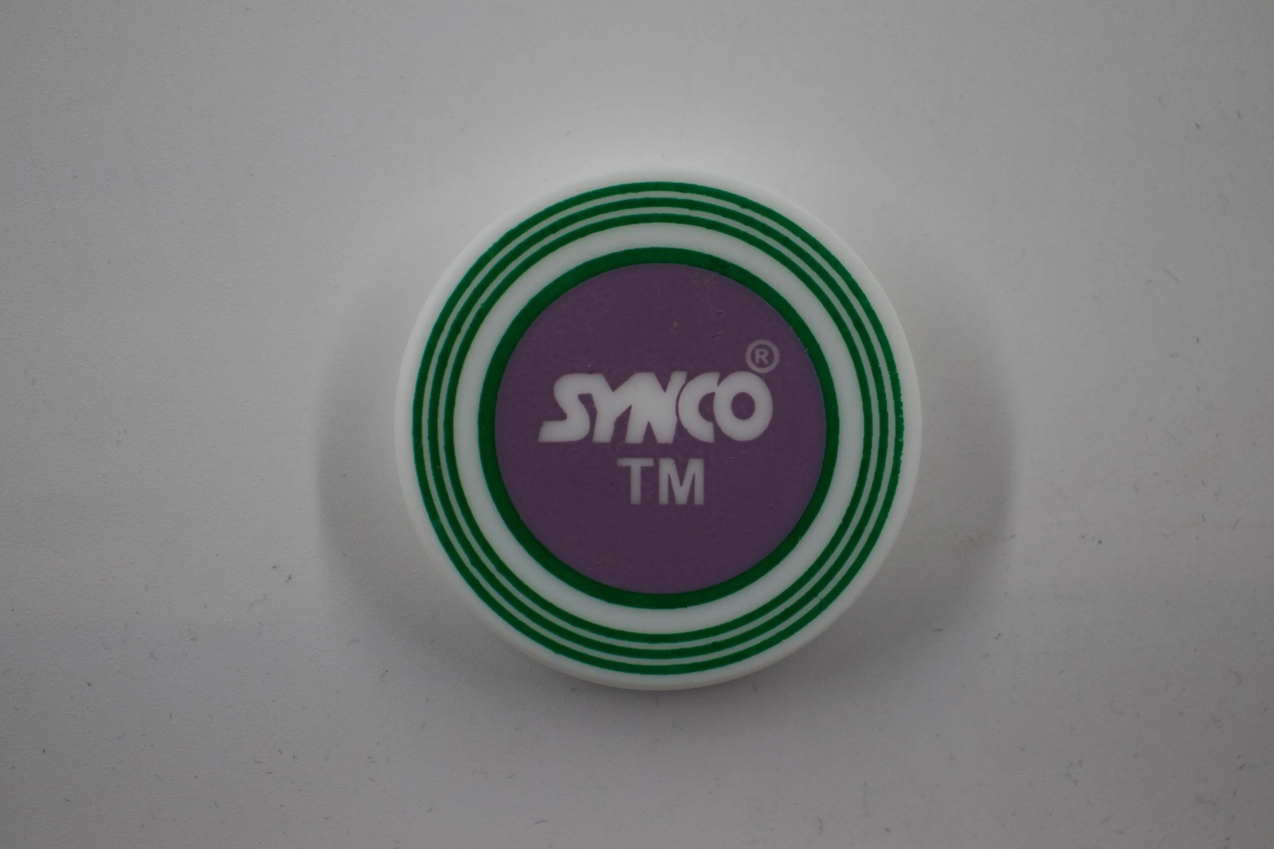 Synco TM carrom striker professional, Assorted color